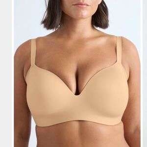 KNIX Cream Contour Shaping Lifting Comfort Bra Size 8+ Gently Used 40D+